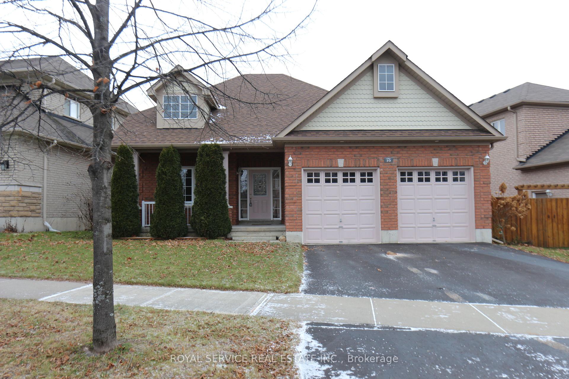 Photo 1 of 10 Don Morris Court, Clarington, Bowmanville — HOMEH