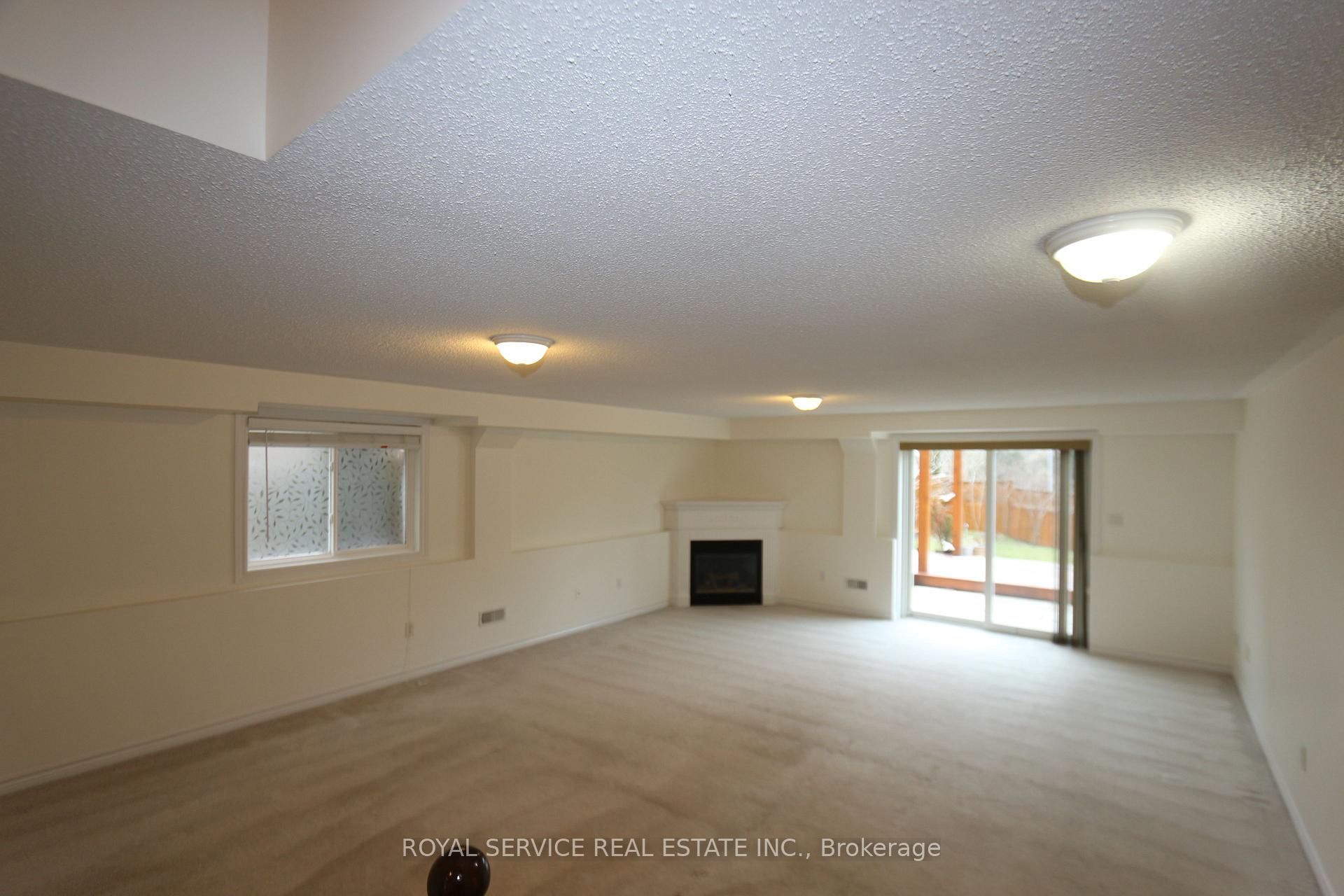 Photo 20 of 10 Don Morris Court, Clarington, Bowmanville — HOMEH