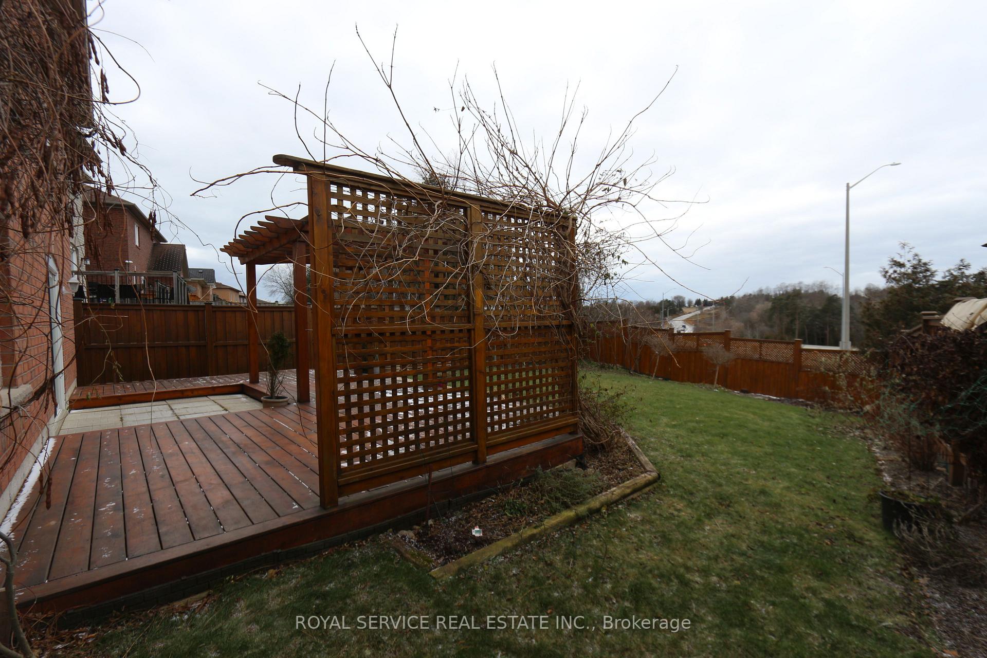 Photo 36 of 10 Don Morris Court, Clarington, Bowmanville — HOMEH