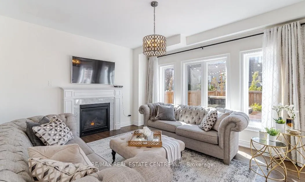 Photo 5 of 17 Prairie Creek Crescent, Brampton, Bram West — HOMEH