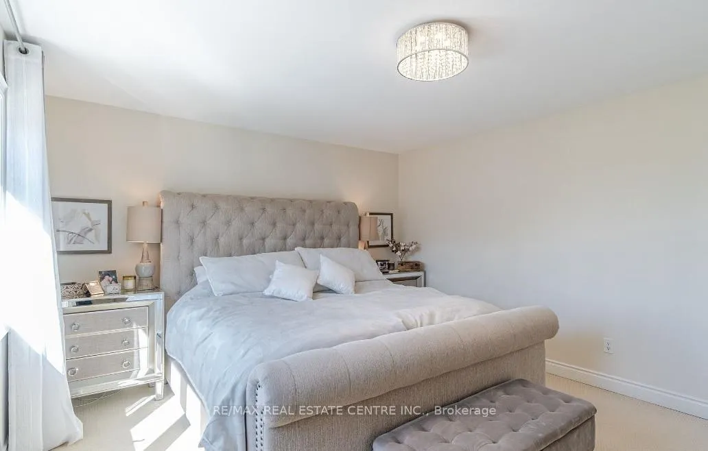 Photo 16 of 17 Prairie Creek Crescent, Brampton, Bram West — HOMEH