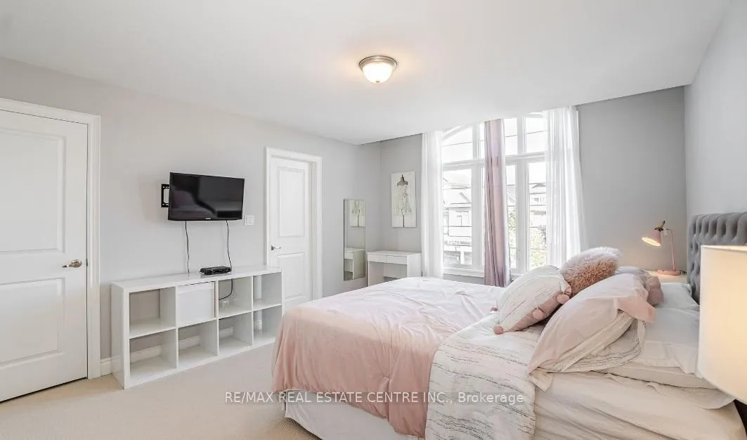 Photo 19 of 17 Prairie Creek Crescent, Brampton, Bram West — HOMEH