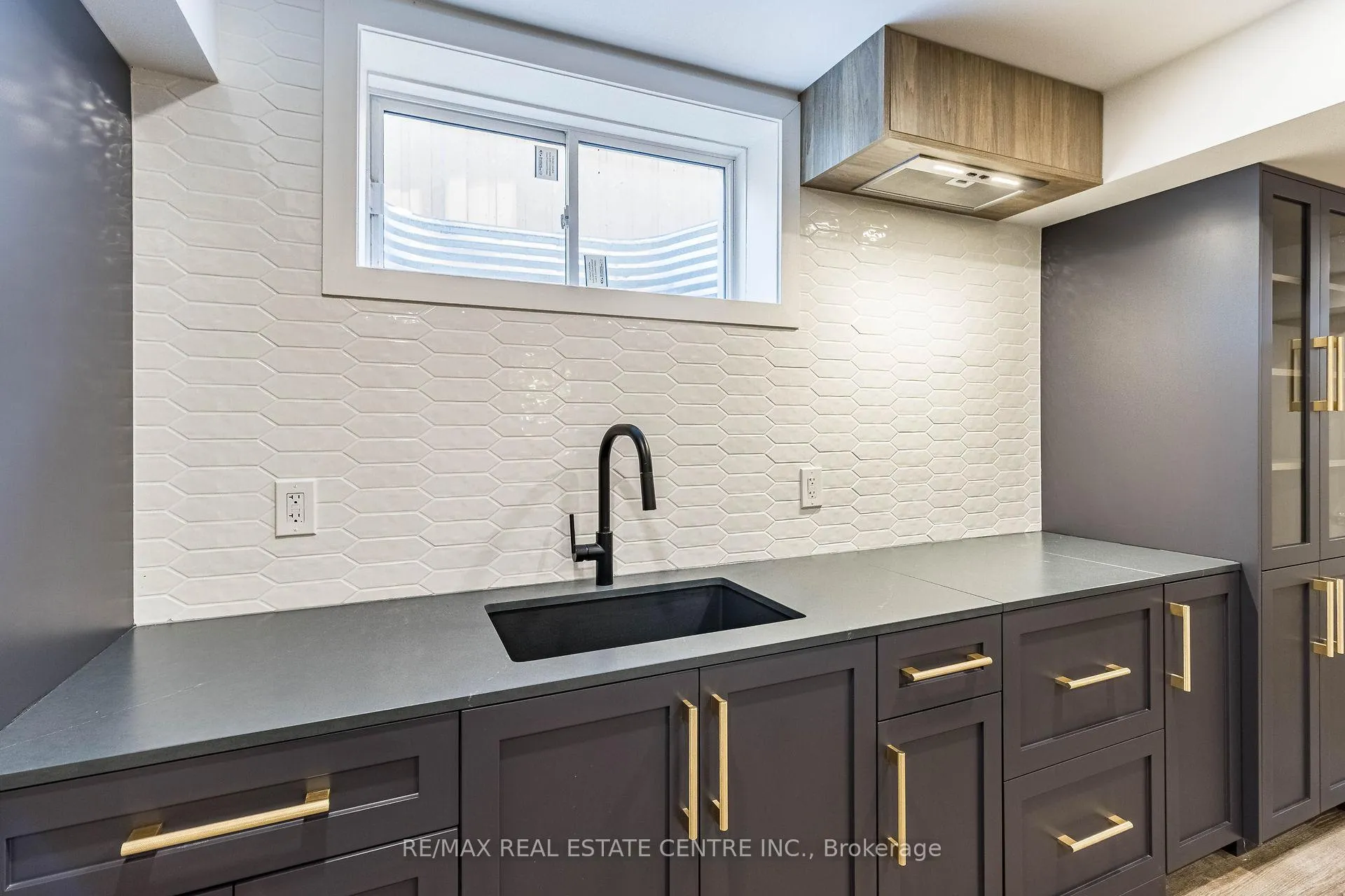 Photo 28 of 17 Prairie Creek Crescent, Brampton, Bram West — HOMEH