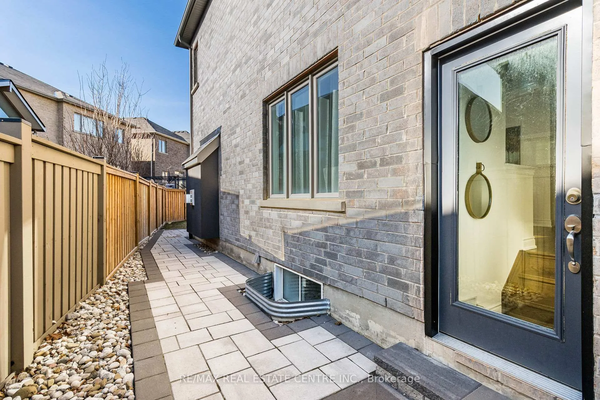 Photo 31 of 17 Prairie Creek Crescent, Brampton, Bram West — HOMEH