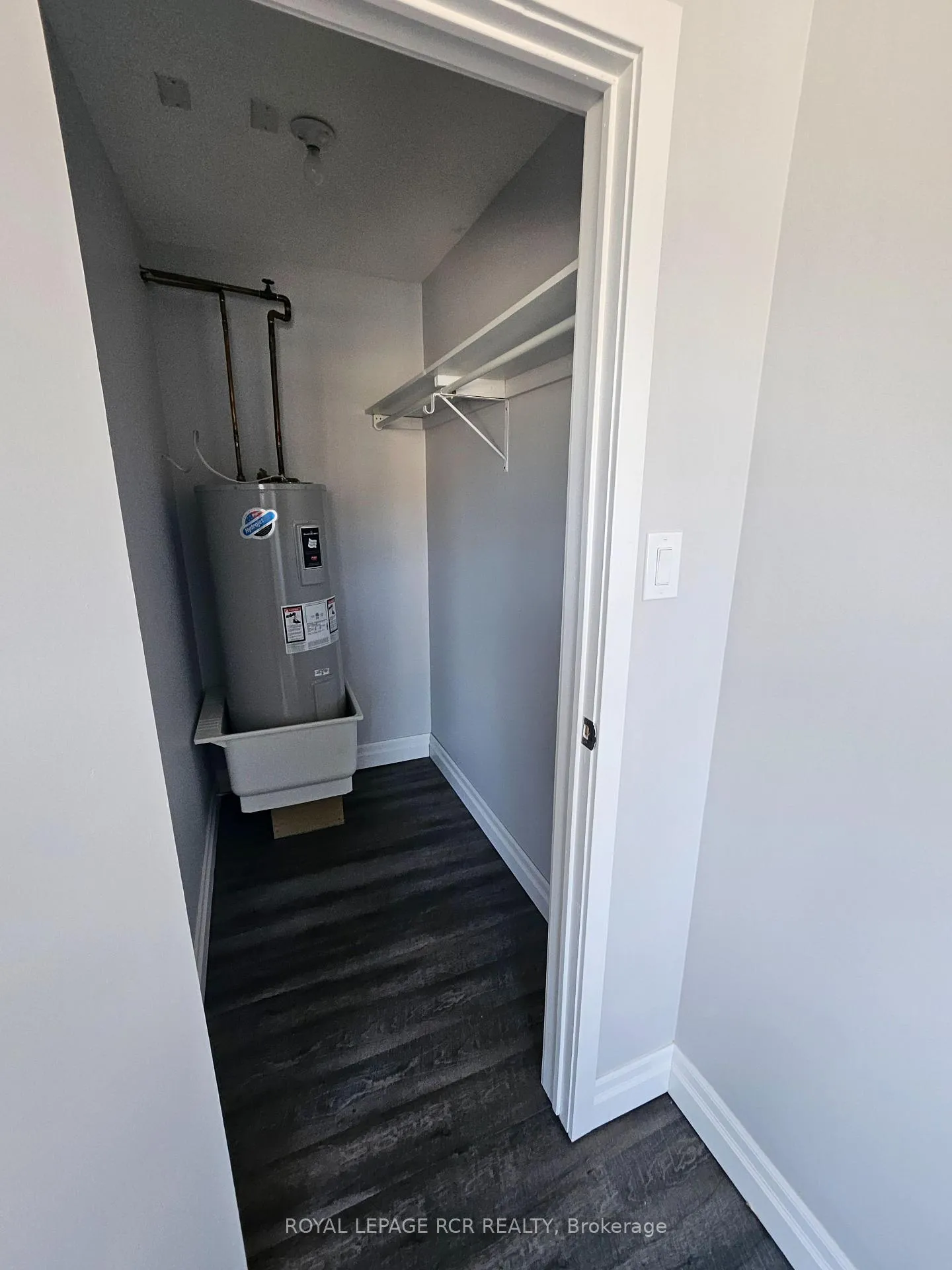 Photo 14 of Unit 6, 56 Queen Street N, Caledon, Bolton North — HOMEH