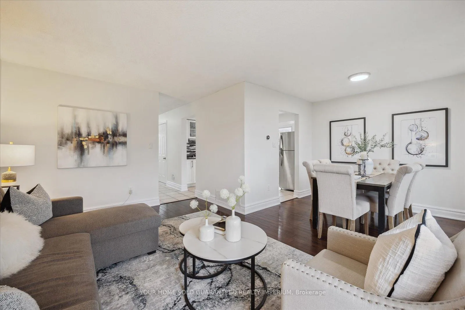 Photo 3 of 15 Winston Crescent, Whitby, Blue Grass Meadows — HOMEH