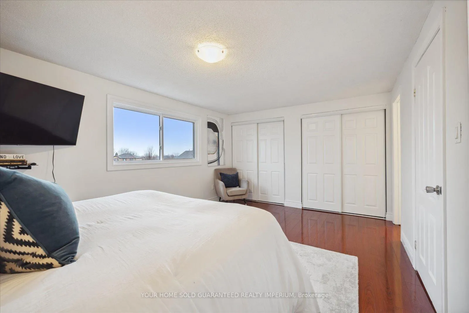 Photo 10 of 15 Winston Crescent, Whitby, Blue Grass Meadows — HOMEH