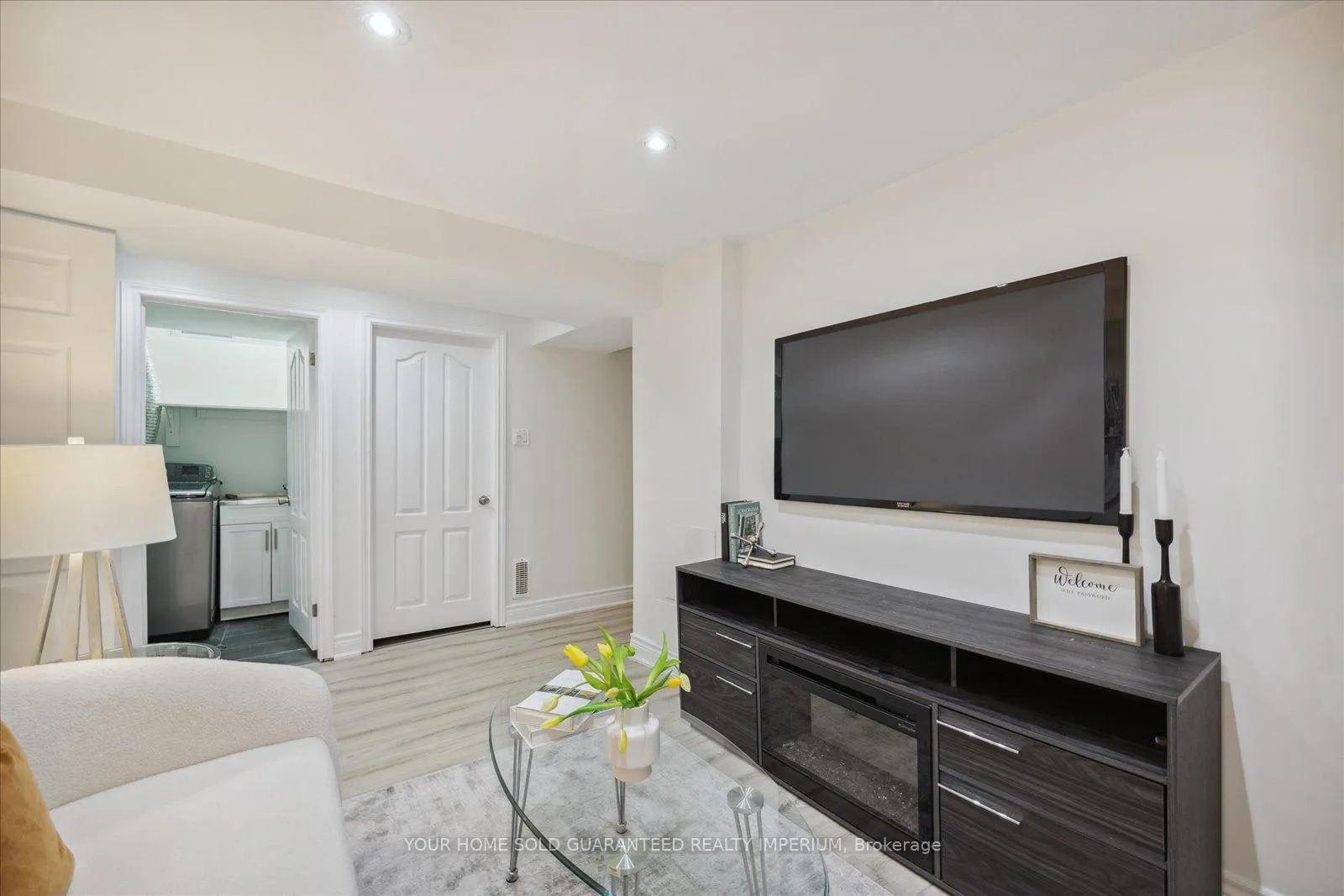 Photo 17 of 15 Winston Crescent, Whitby, Blue Grass Meadows — HOMEH