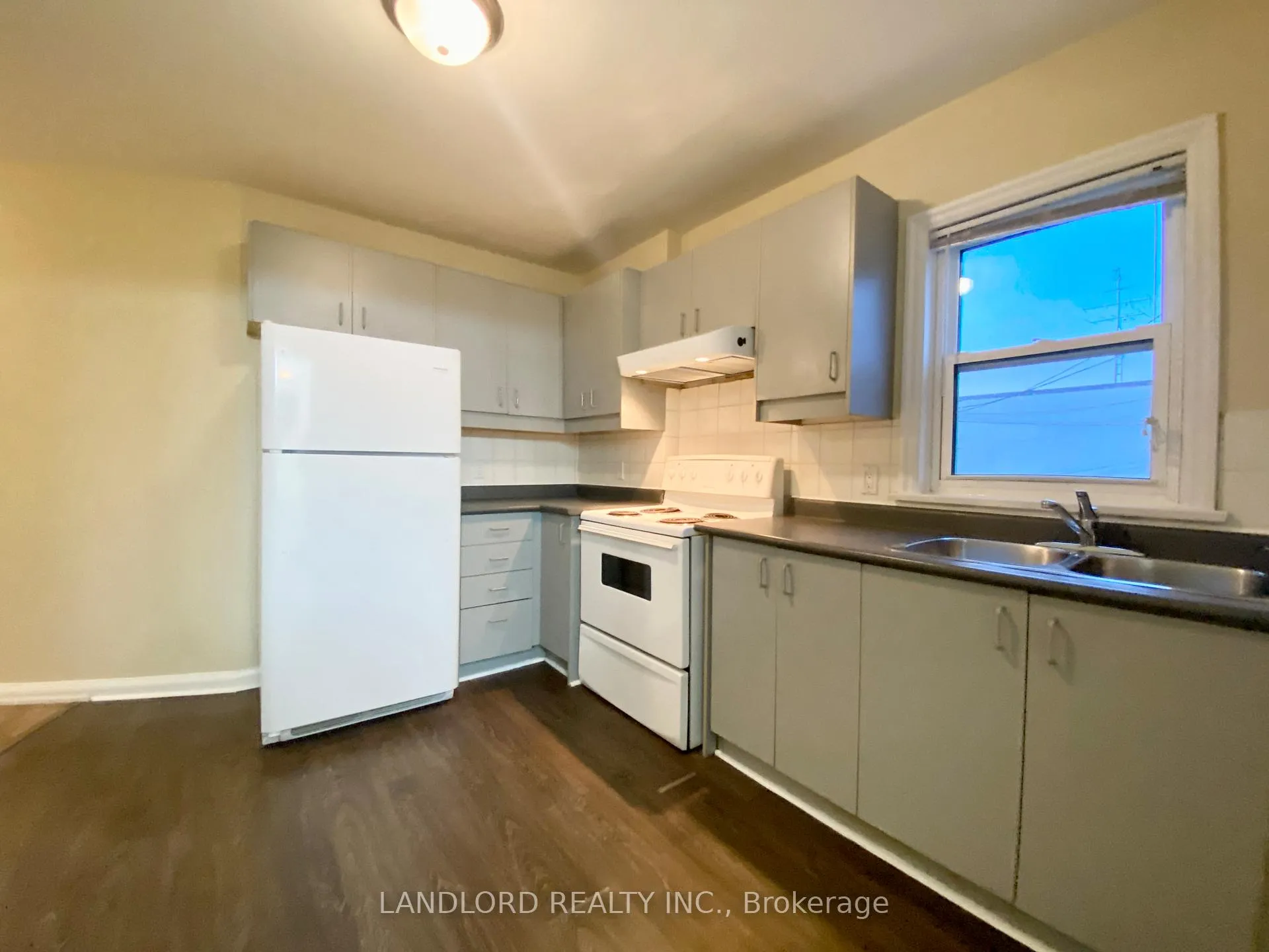 Photo 2 of Unit 201, 2A Thyra Avenue, Toronto, Crescent Town — HOMEH