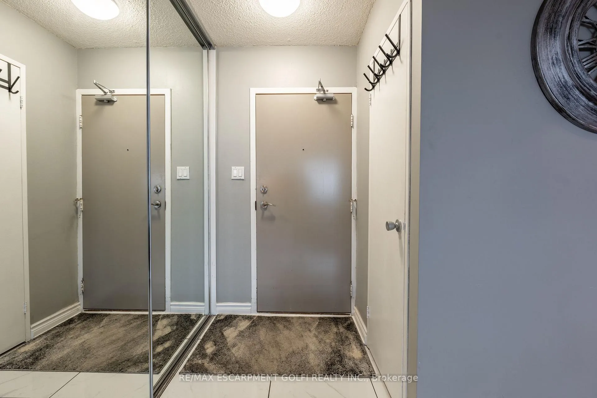 Photo 6 of Unit 1415, 500 Green Road, Hamilton, Stoney Creek — HOMEH