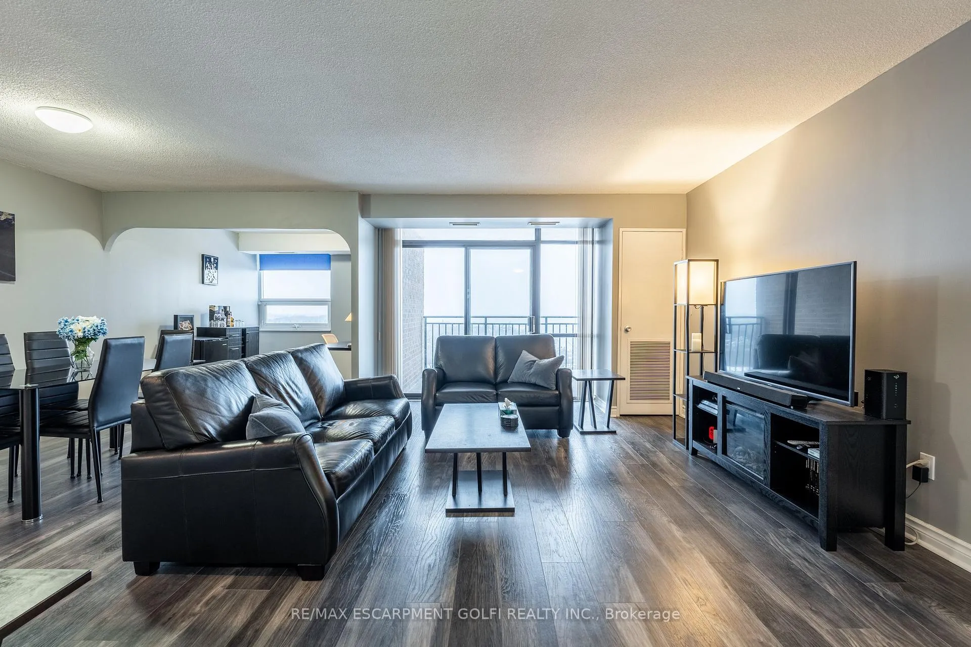 Photo 8 of Unit 1415, 500 Green Road, Hamilton, Stoney Creek — HOMEH