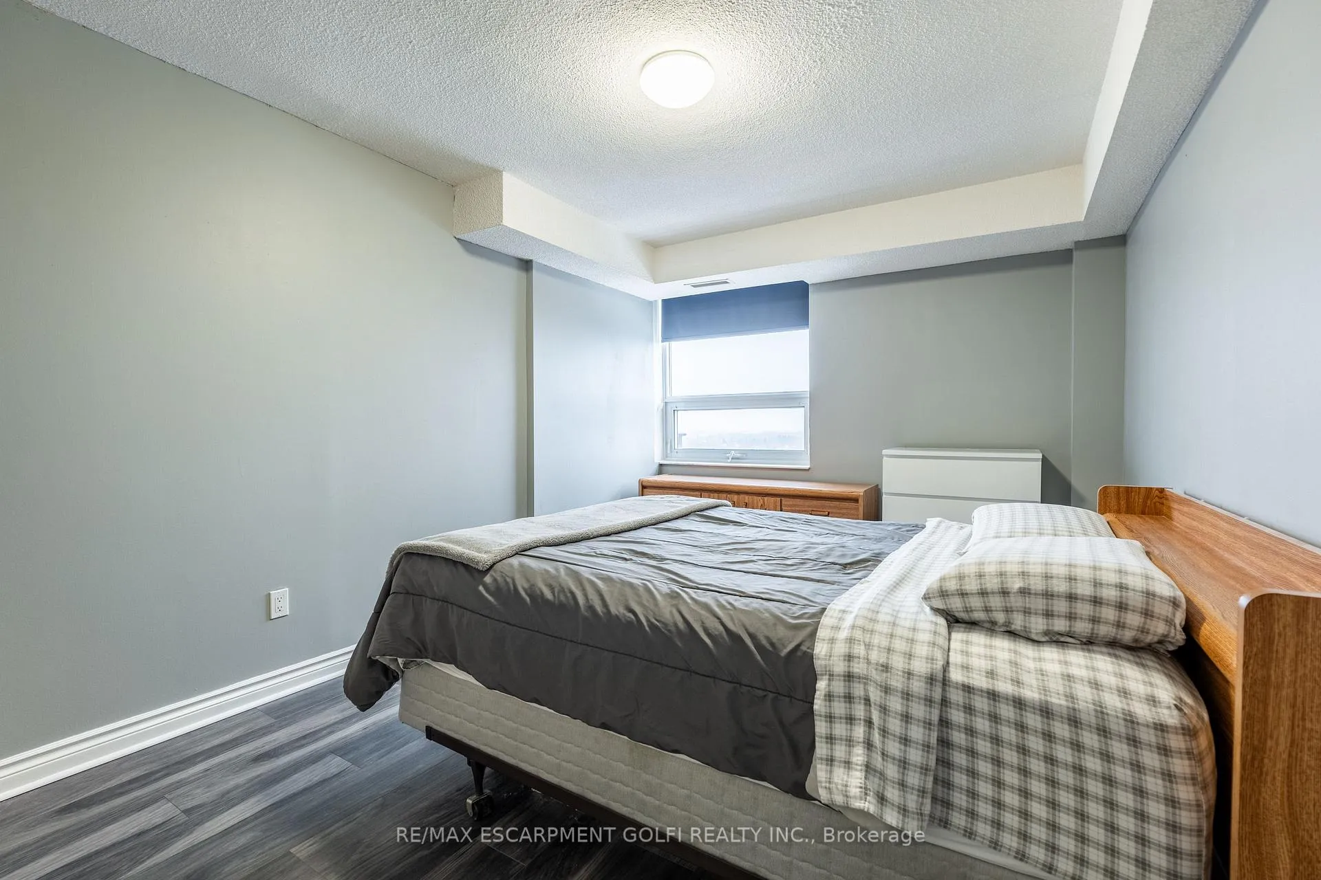 Photo 20 of Unit 1415, 500 Green Road, Hamilton, Stoney Creek — HOMEH