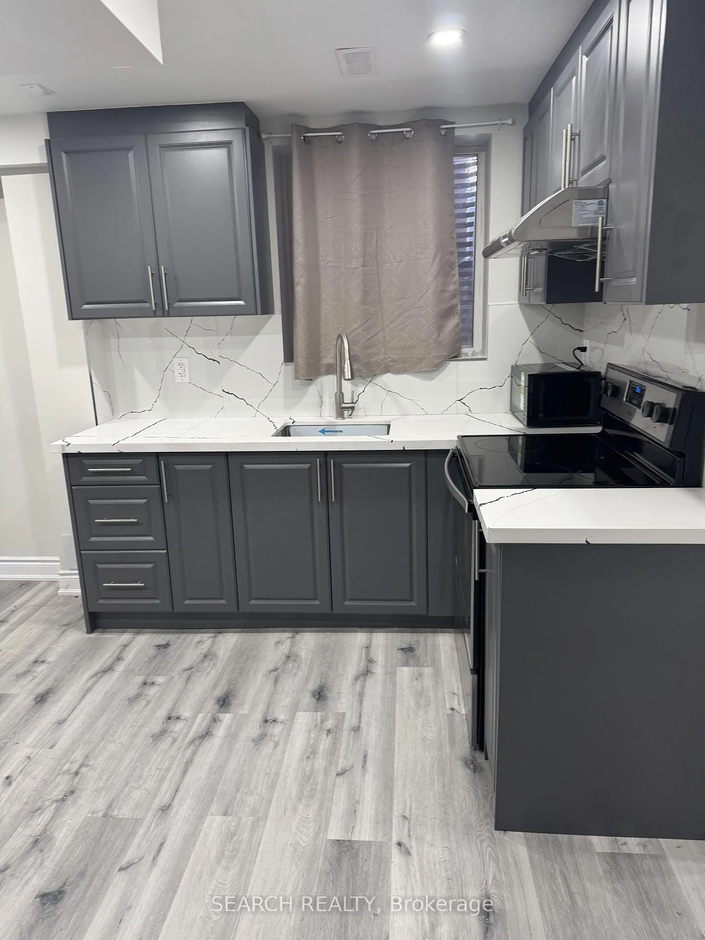 Photo 10 of Unit Basement, 19 Manzanita Crescent, Brampton, Northwest Brampton — HOMEH