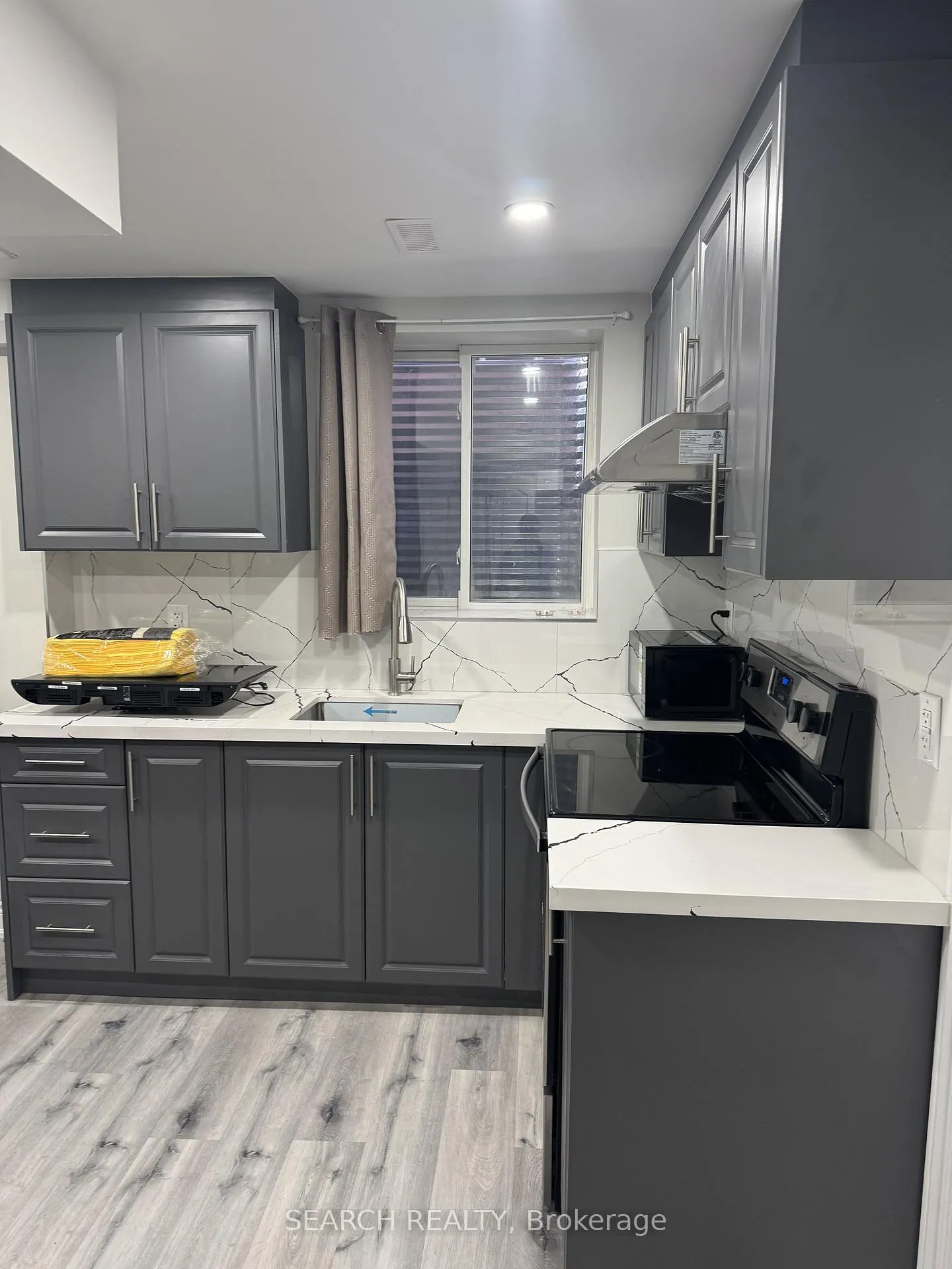 Photo 14 of Unit Basement, 19 Manzanita Crescent, Brampton, Northwest Brampton — HOMEH