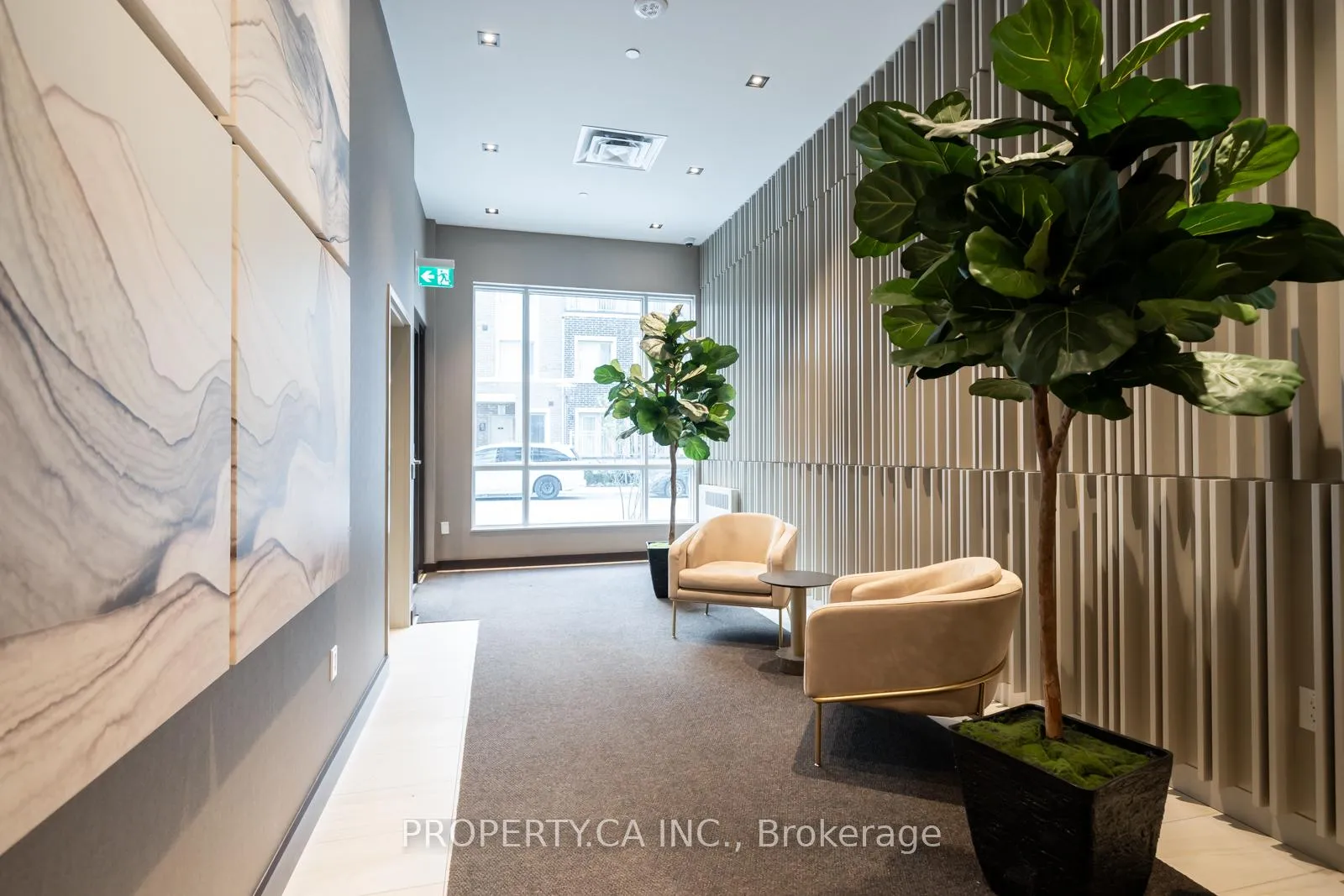 Photo 13 of Unit 818, 60 Honeycrisp Crescent E, Vaughan, Vaughan Corporate Centre — HOMEH