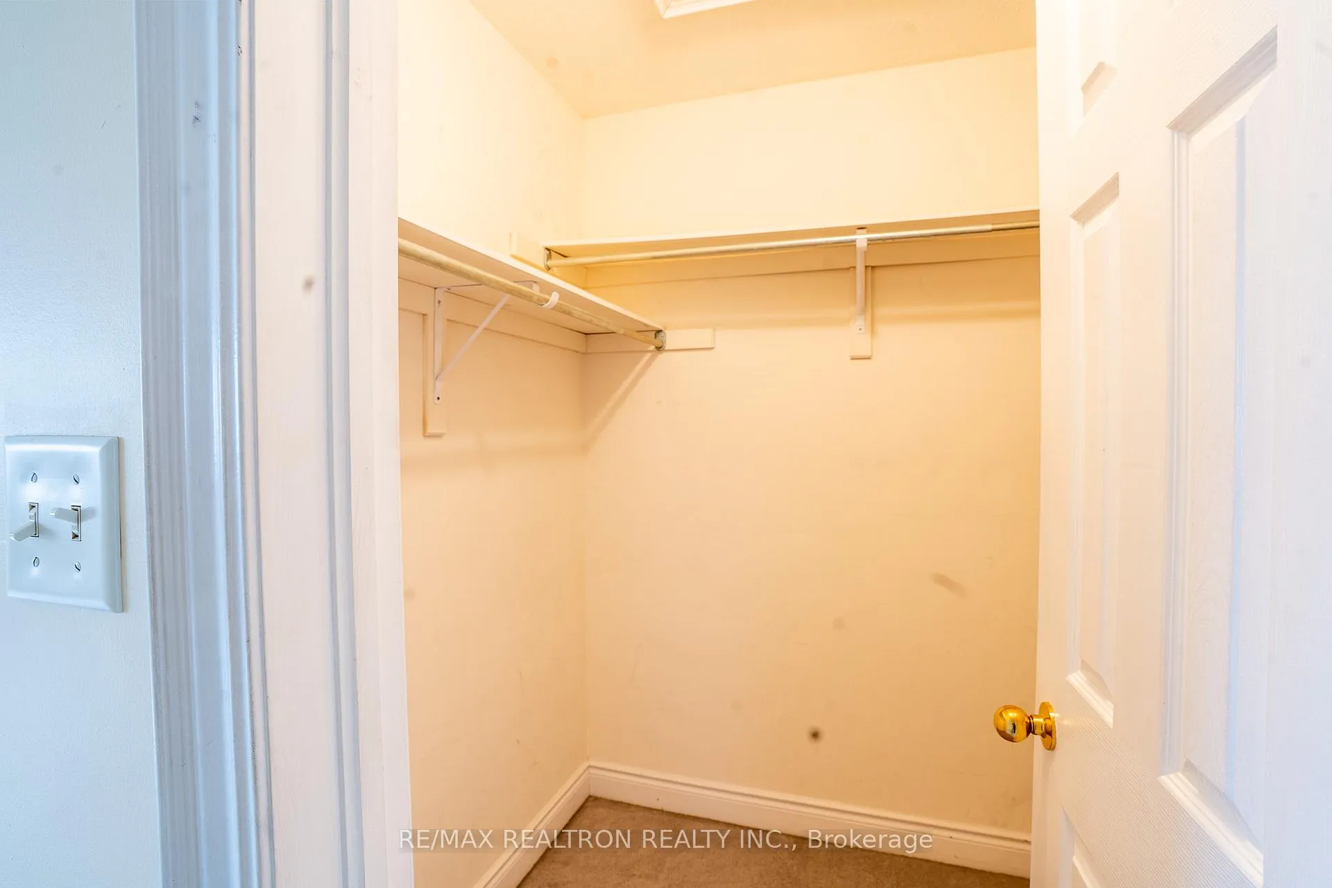 Photo 20 of Unit Main, 74 Kirkland Place, Whitby, Williamsburg — HOMEH