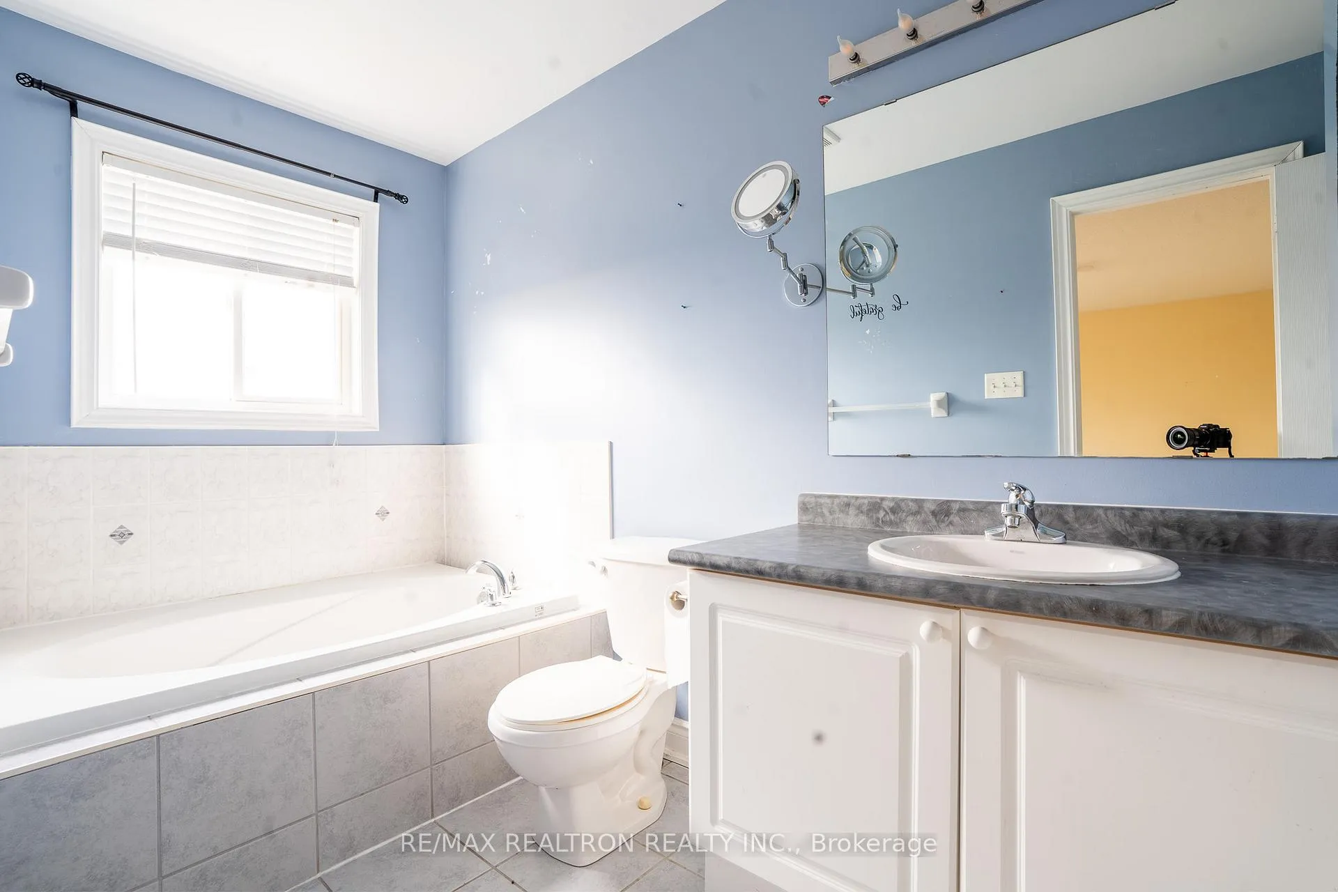 Photo 25 of Unit Main, 74 Kirkland Place, Whitby, Williamsburg — HOMEH
