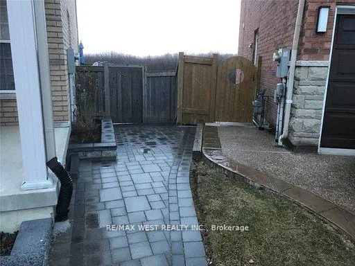 Photo 13 of 8 Hibiscus Court, Brampton, Sandringham-Wellington — HOMEH
