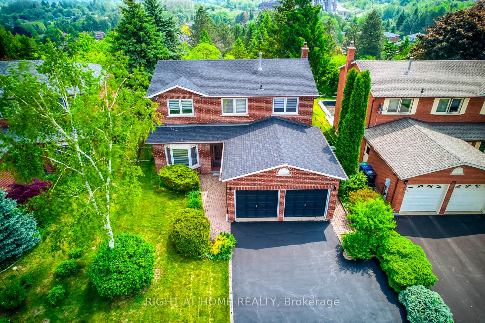 Photo 1 of 70 De Rose Avenue, Caledon, Bolton West — HOMEH