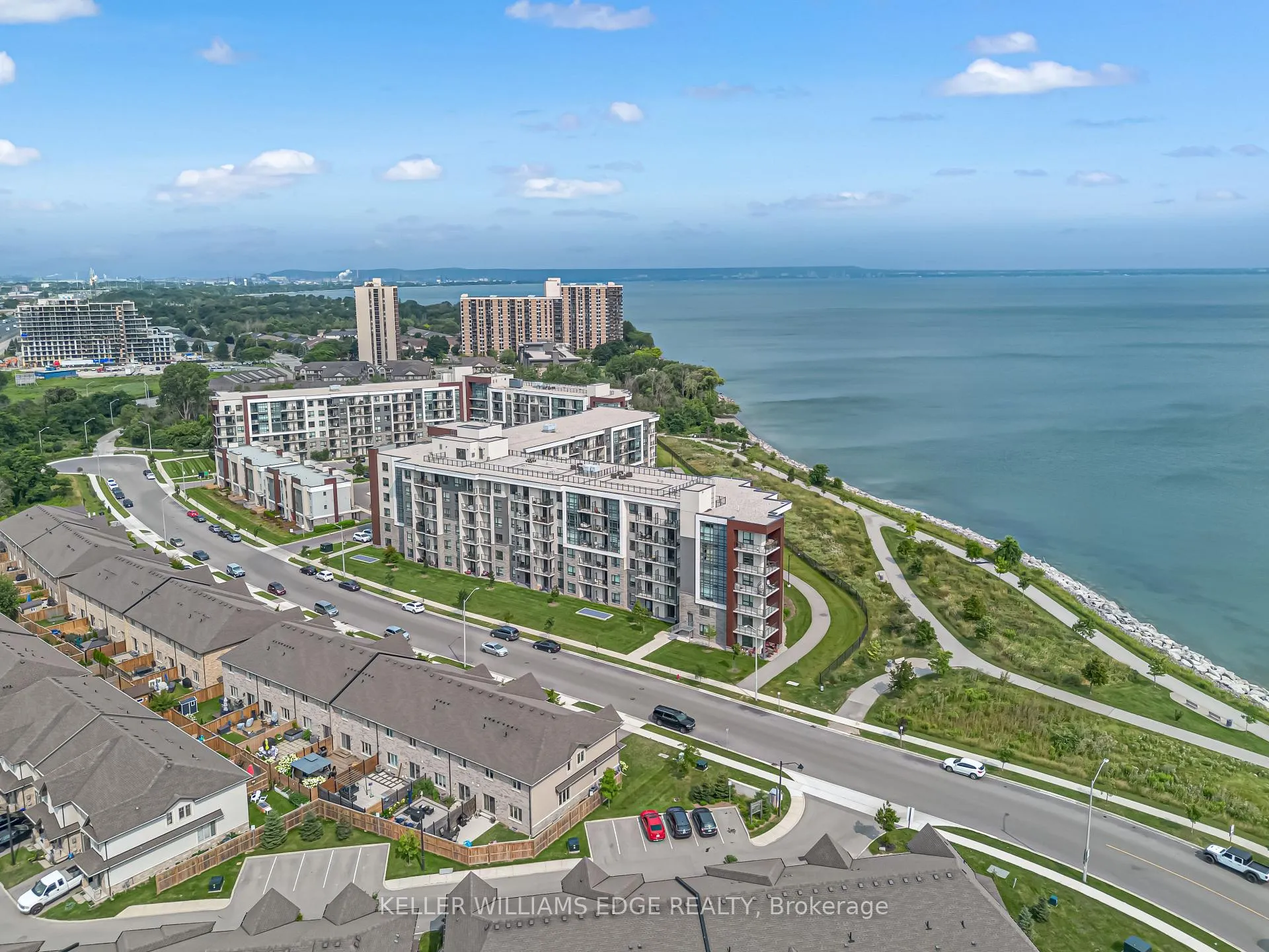 Photo 2 of Unit 240, 101 Shoreview Place, Hamilton, Stoney Creek — HOMEH