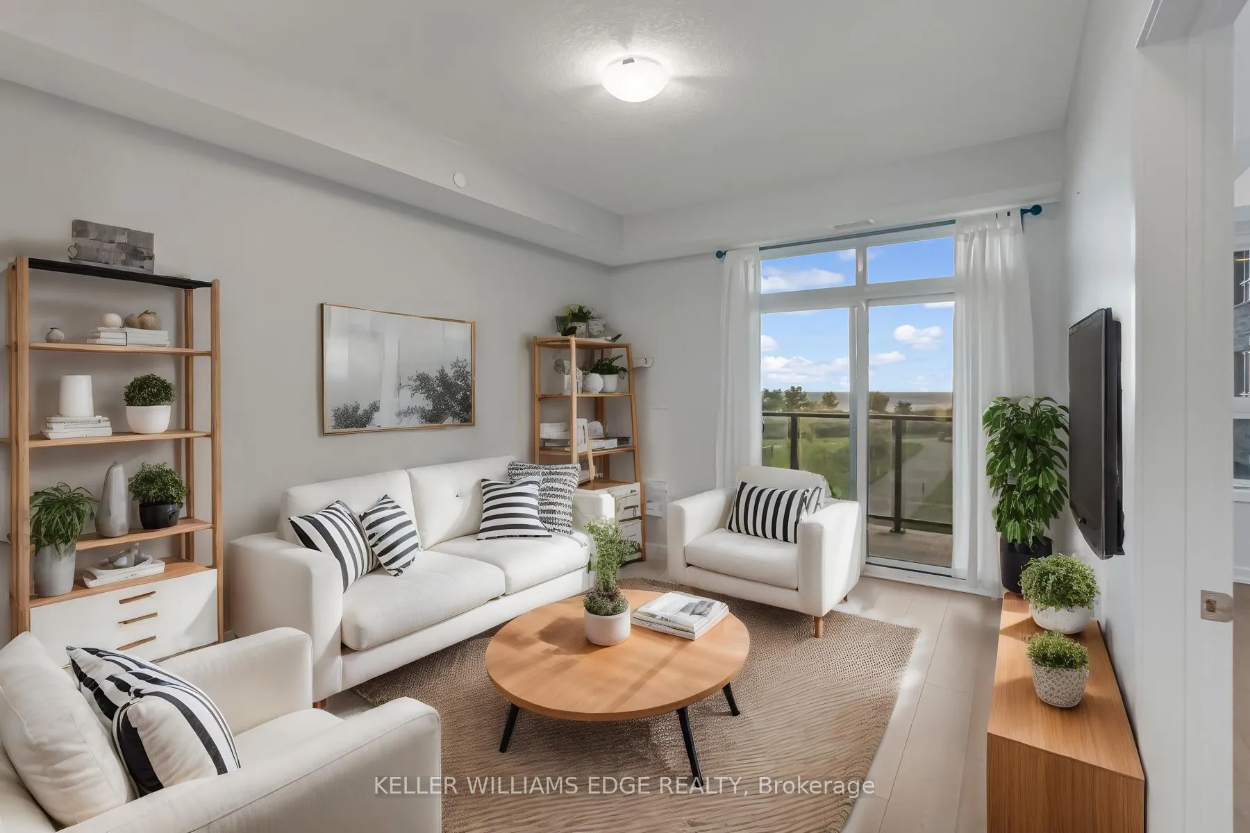 Photo 6 of Unit 240, 101 Shoreview Place, Hamilton, Stoney Creek — HOMEH