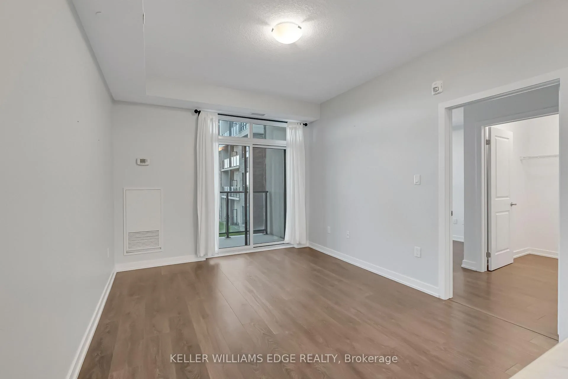 Photo 8 of Unit 240, 101 Shoreview Place, Hamilton, Stoney Creek — HOMEH