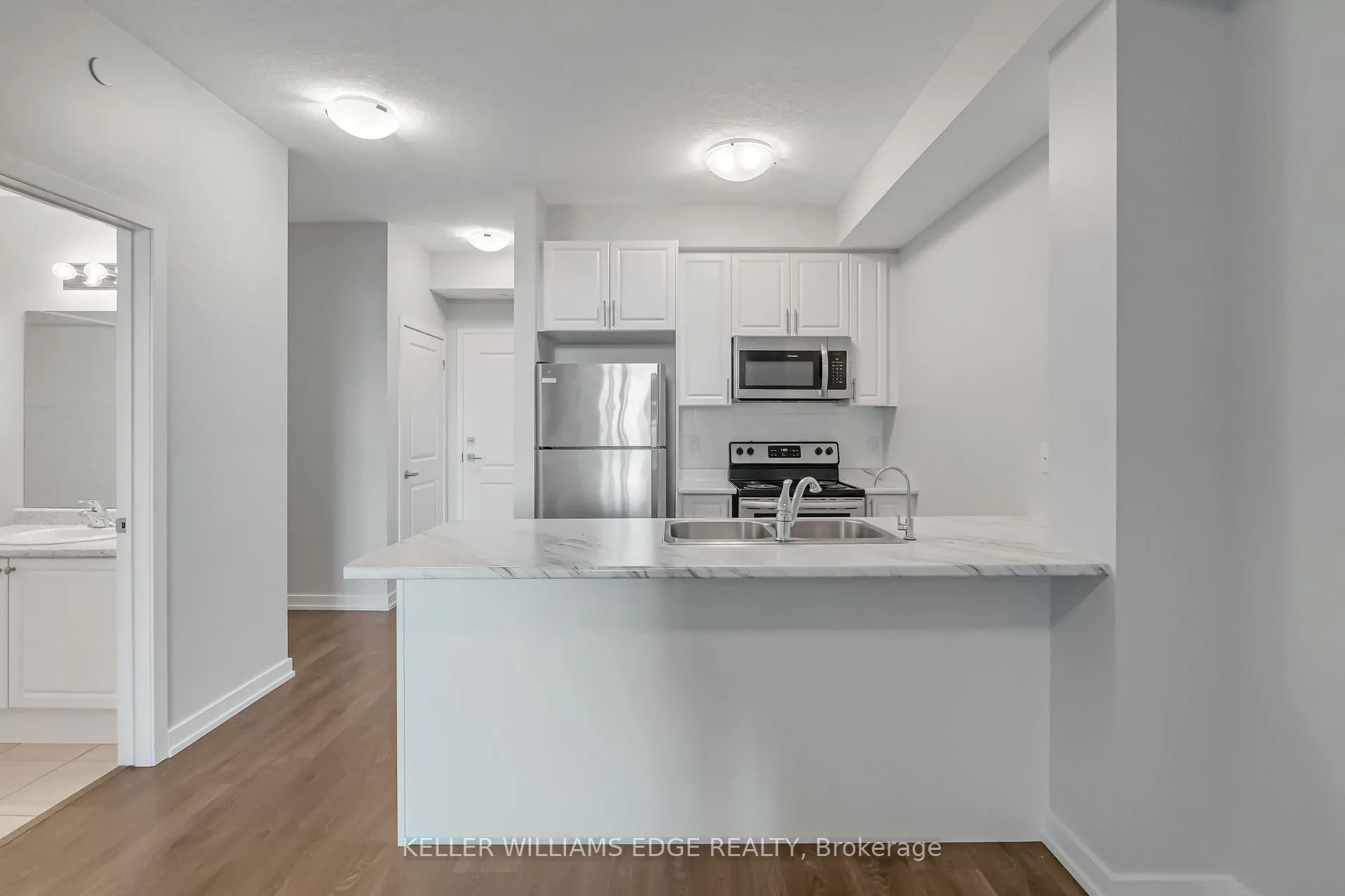 Photo 10 of Unit 240, 101 Shoreview Place, Hamilton, Stoney Creek — HOMEH