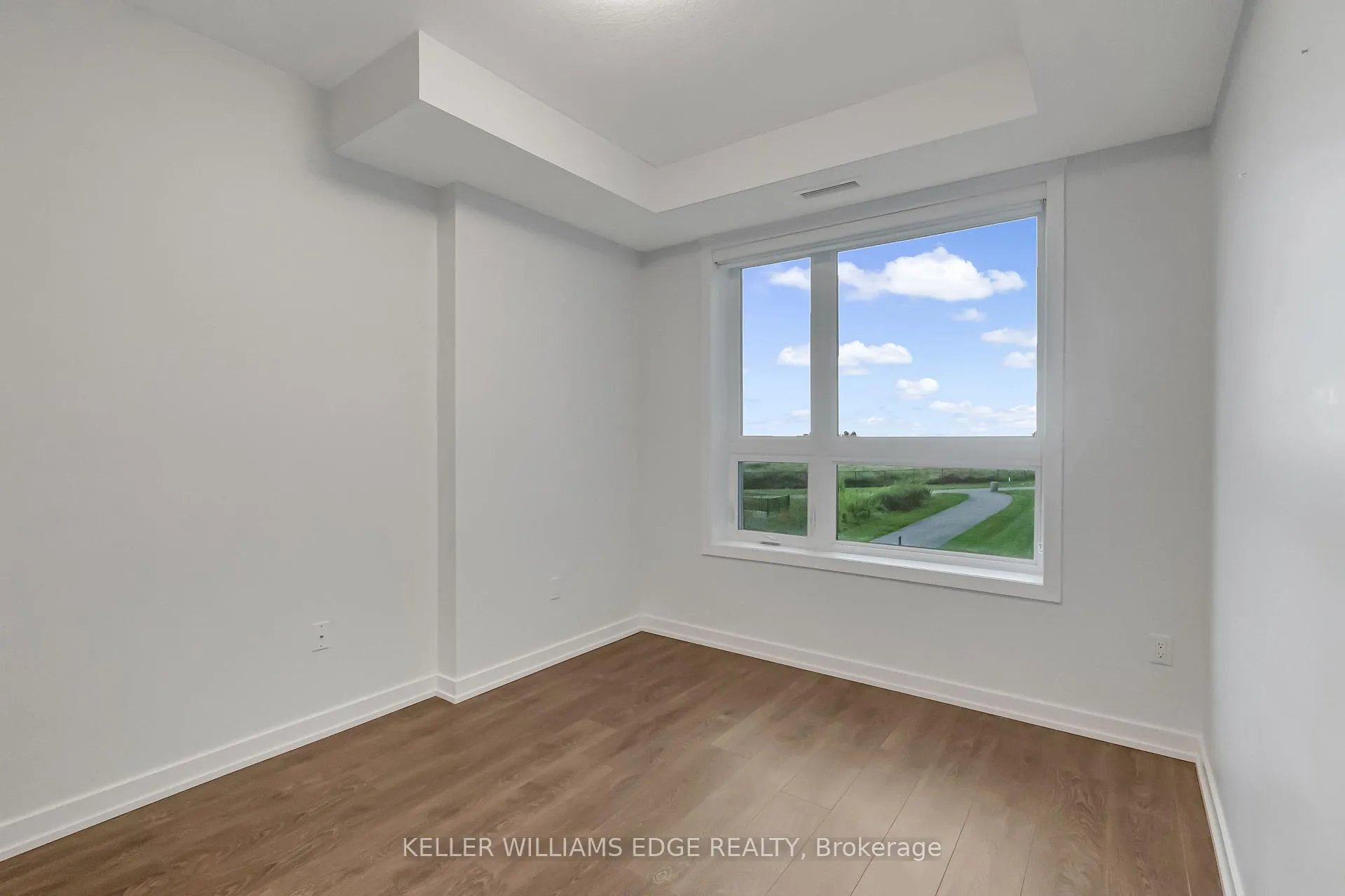 Photo 14 of Unit 240, 101 Shoreview Place, Hamilton, Stoney Creek — HOMEH