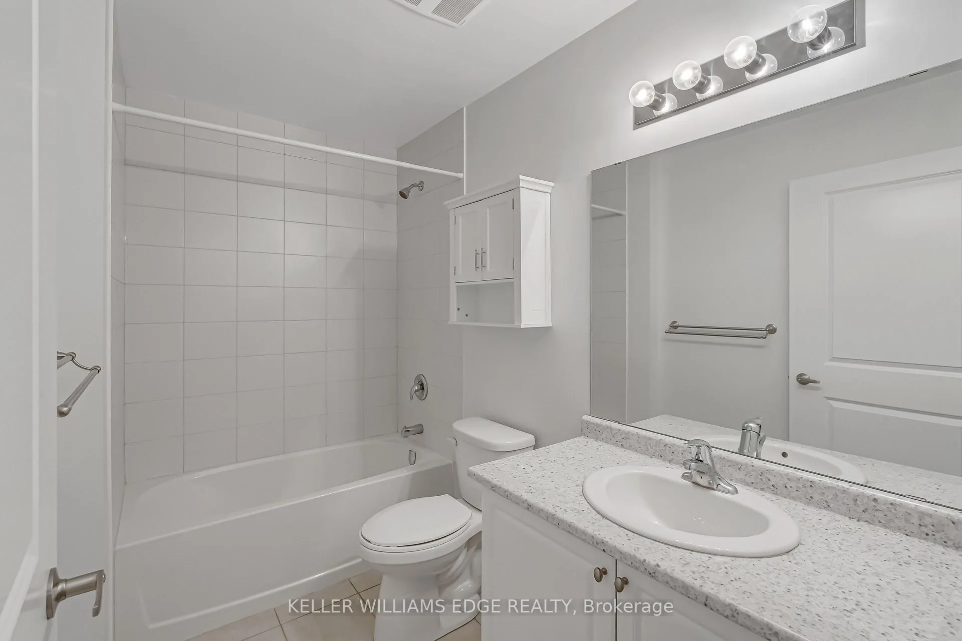 Photo 17 of Unit 240, 101 Shoreview Place, Hamilton, Stoney Creek — HOMEH