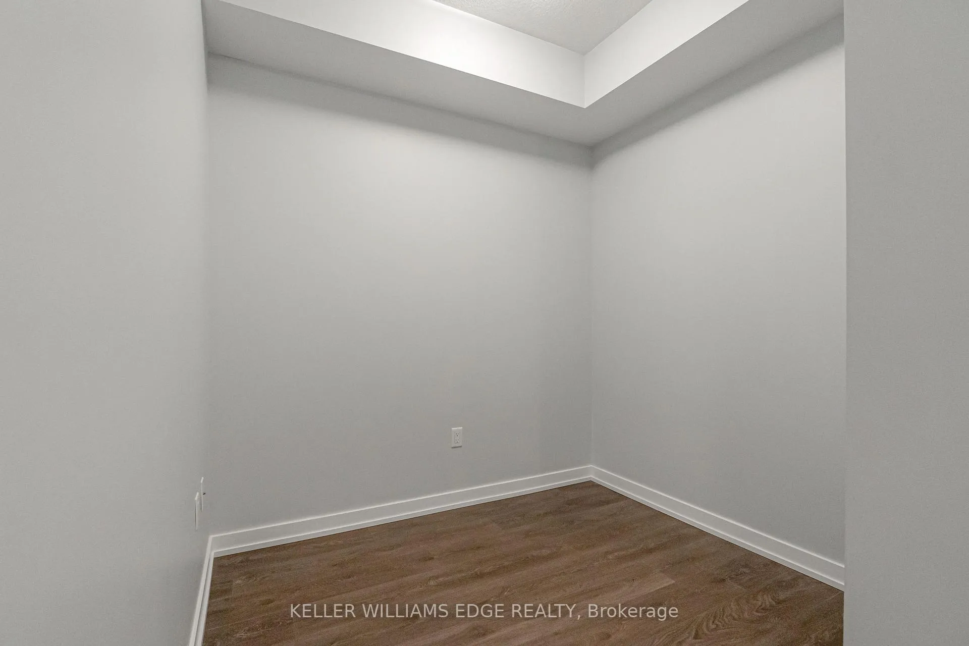 Photo 19 of Unit 240, 101 Shoreview Place, Hamilton, Stoney Creek — HOMEH