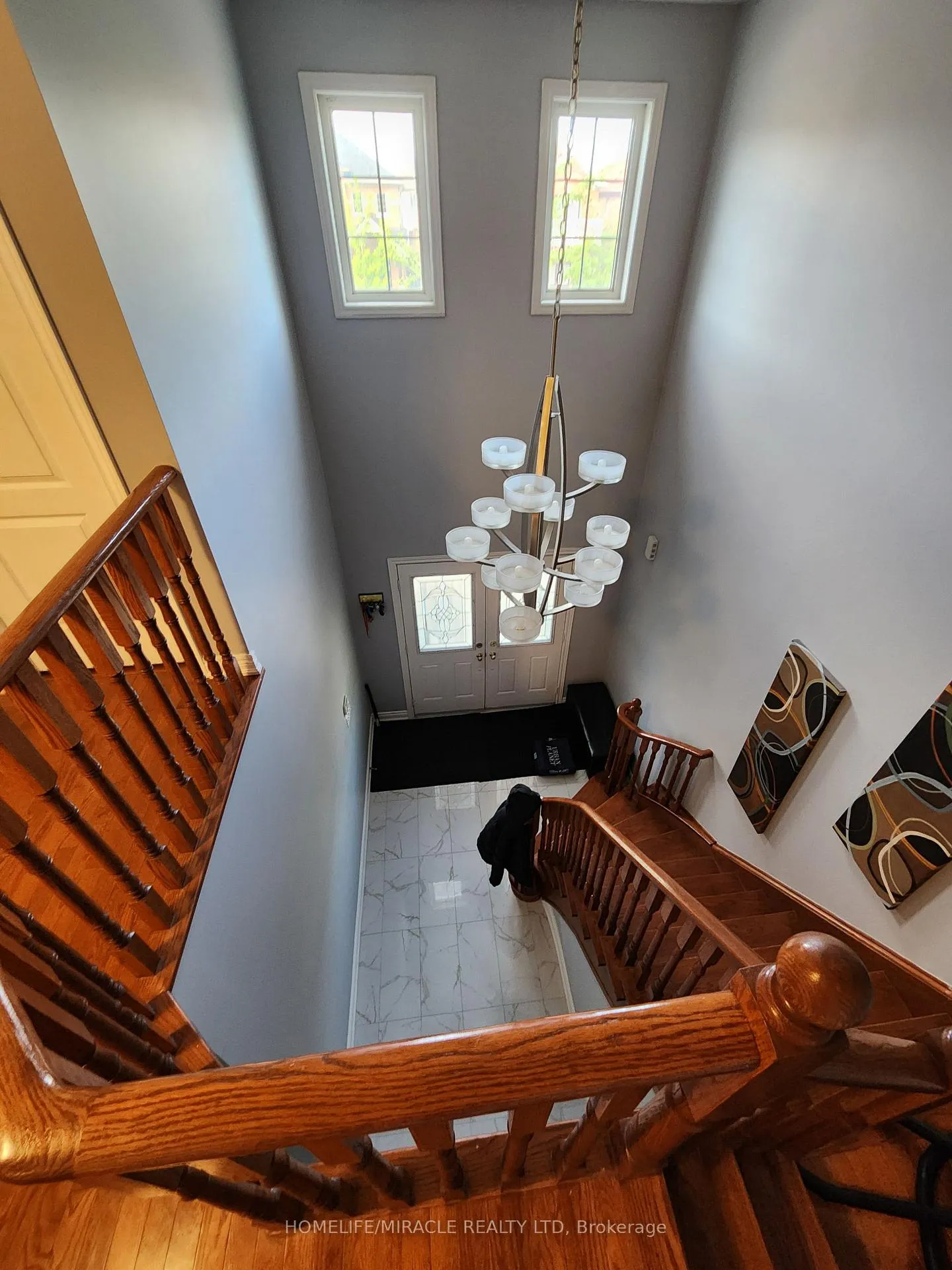 Photo 3 of 55 Attview Crescent, Brampton, Claireville Conservation — HOMEH