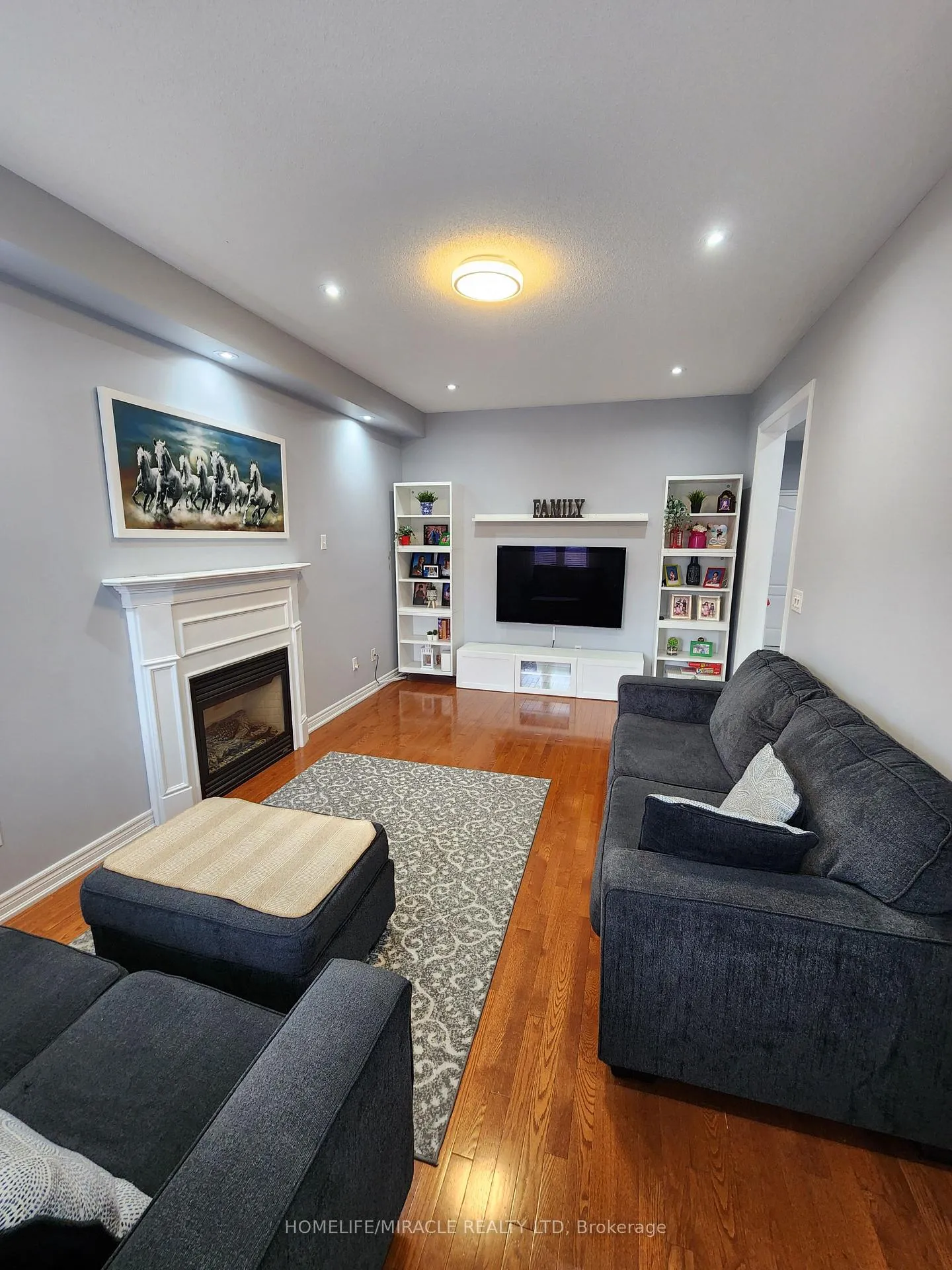 Photo 11 of 55 Attview Crescent, Brampton, Claireville Conservation — HOMEH