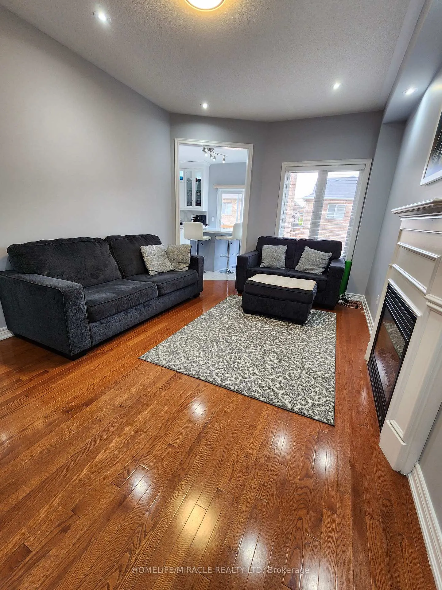 Photo 13 of 55 Attview Crescent, Brampton, Claireville Conservation — HOMEH