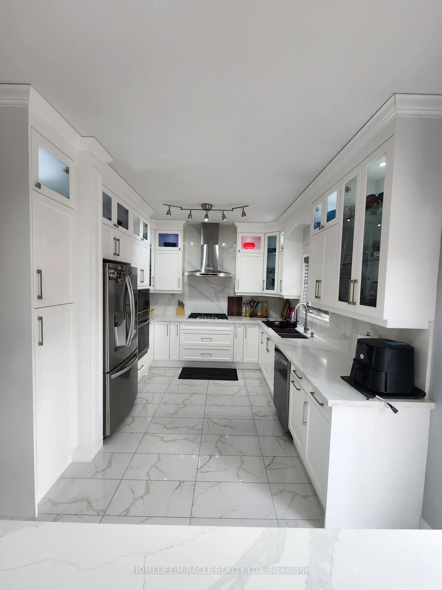 Photo 15 of 55 Attview Crescent, Brampton, Claireville Conservation — HOMEH