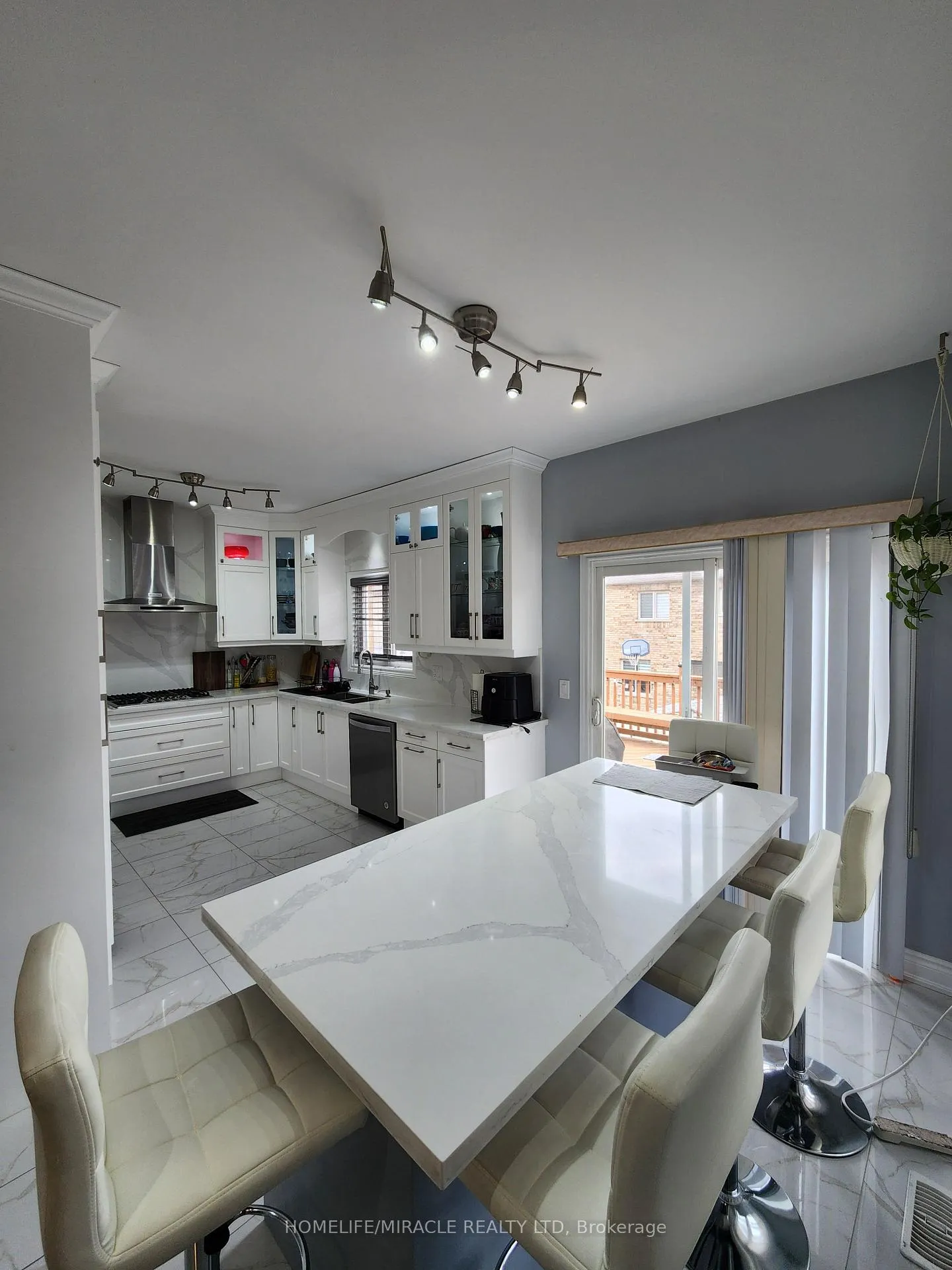 Photo 16 of 55 Attview Crescent, Brampton, Claireville Conservation — HOMEH