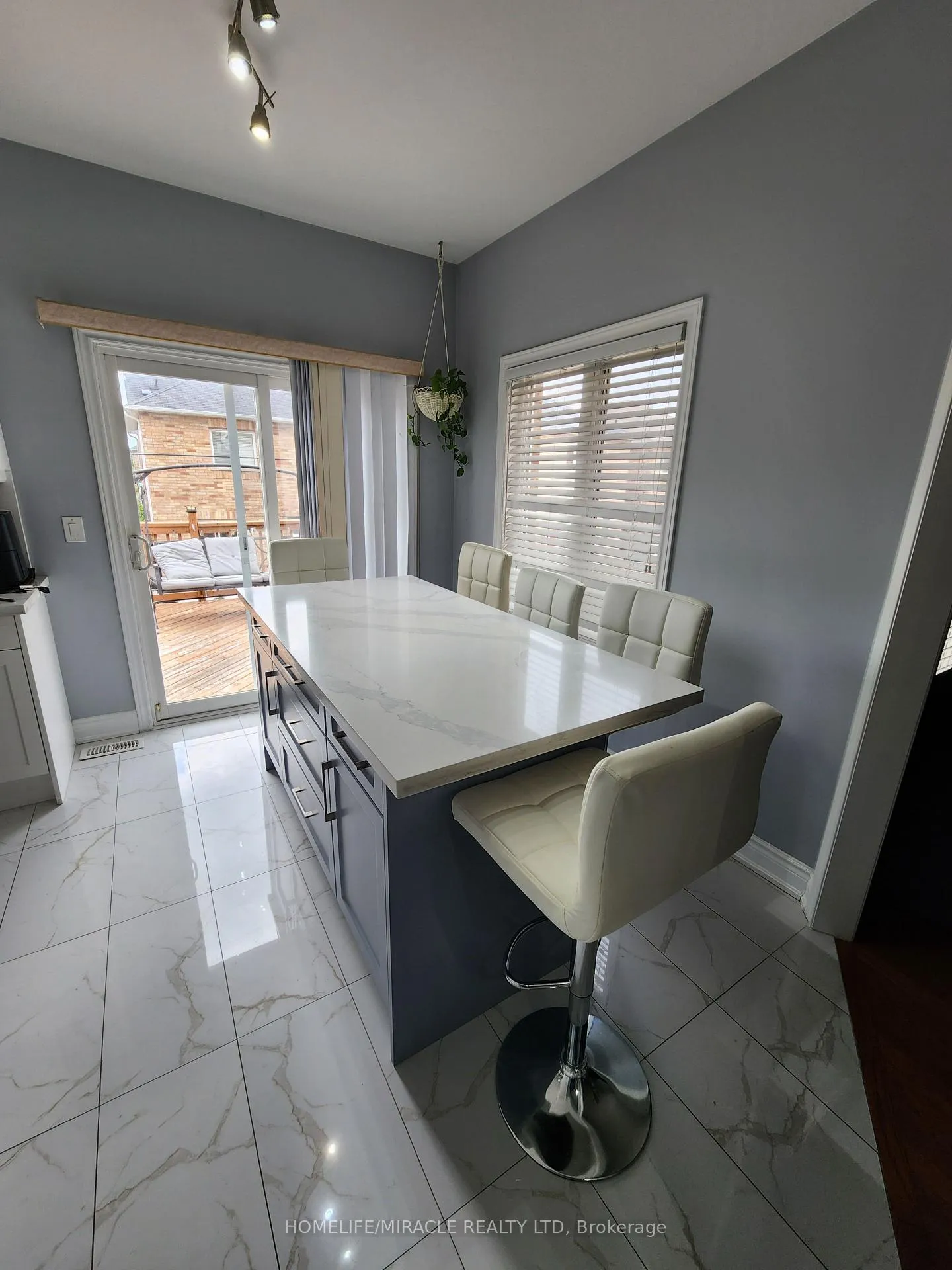 Photo 18 of 55 Attview Crescent, Brampton, Claireville Conservation — HOMEH