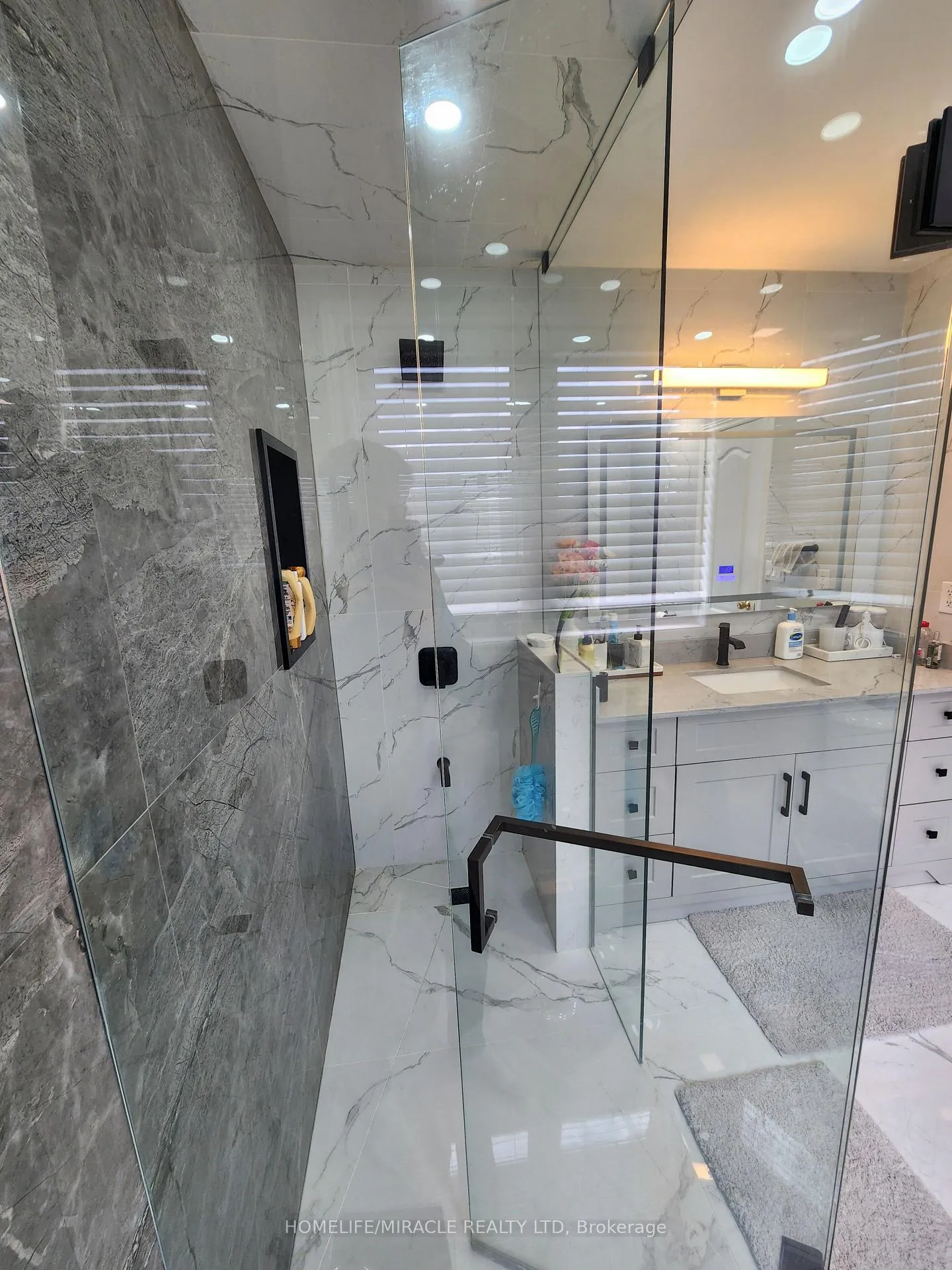Photo 30 of 55 Attview Crescent, Brampton, Claireville Conservation — HOMEH