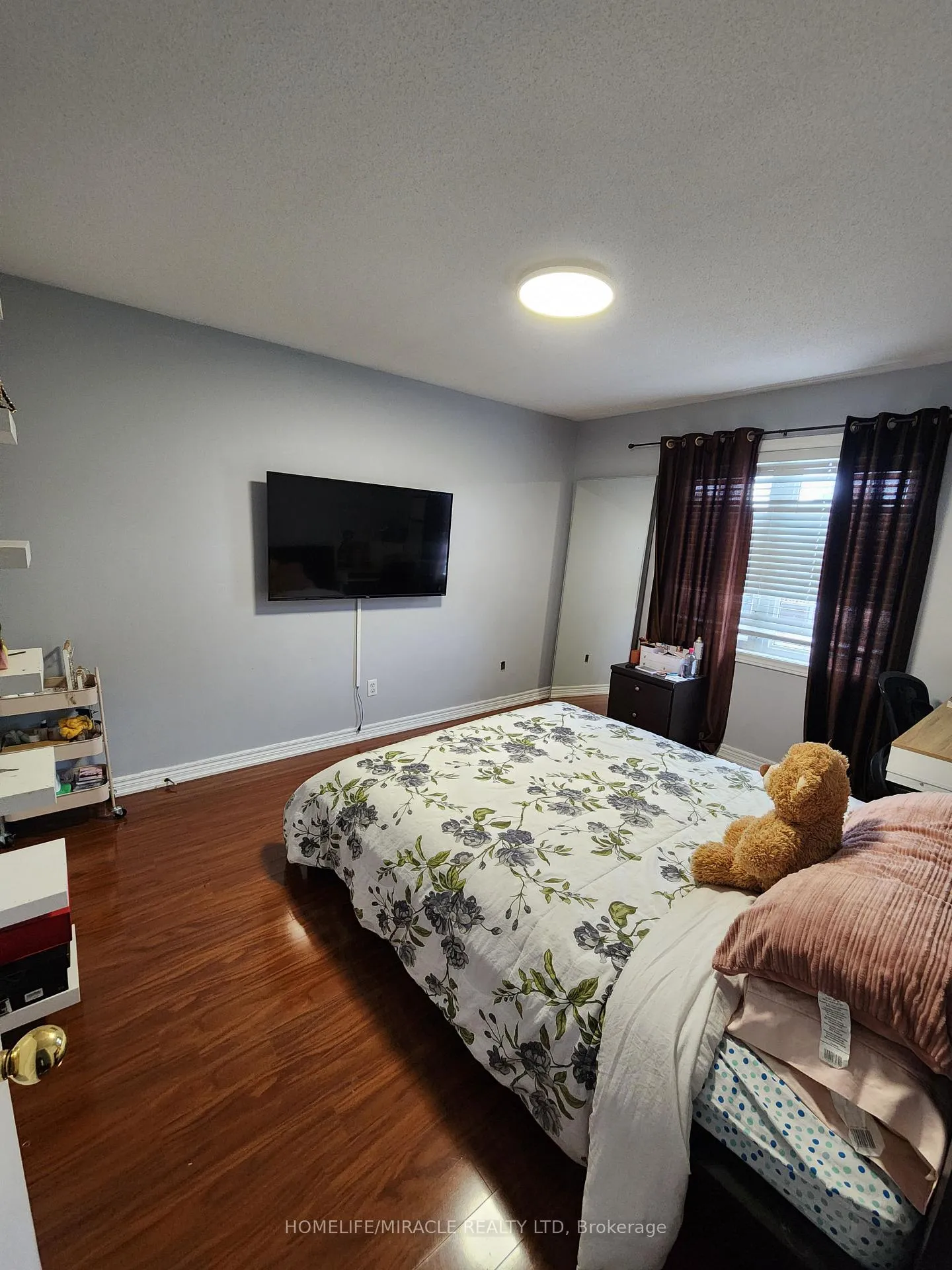 Photo 32 of 55 Attview Crescent, Brampton, Claireville Conservation — HOMEH