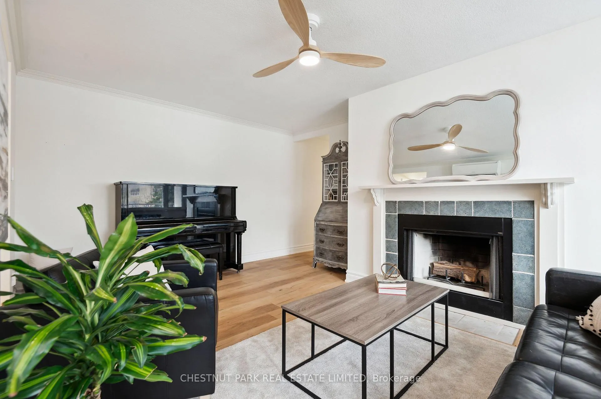 Photo 2 of Unit 8, 21 Benlamond Avenue, Toronto, East End-Danforth — HOMEH