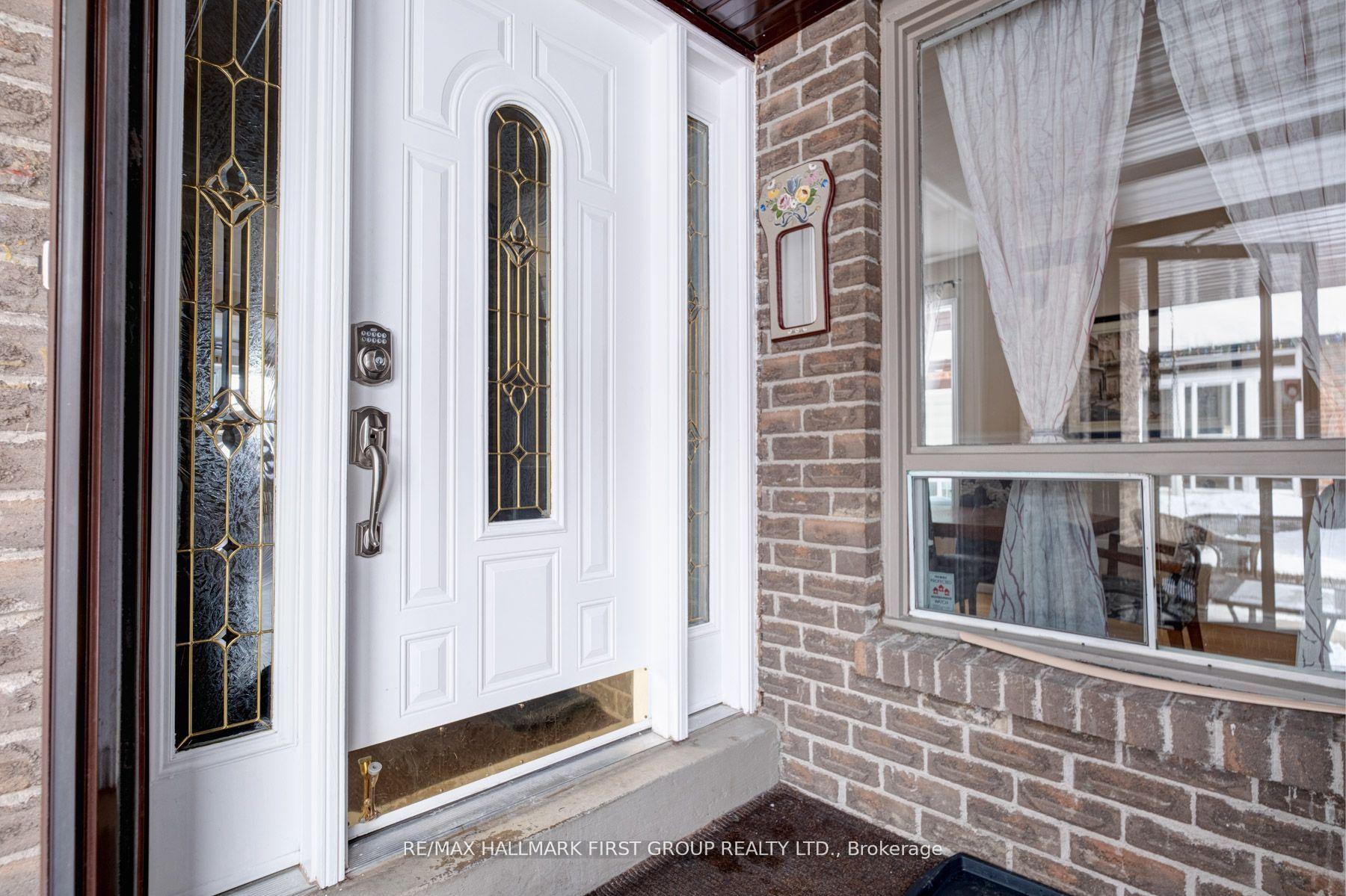 Photo 2 of 69 Addley Crescent, Ajax, Central West — HOMEH