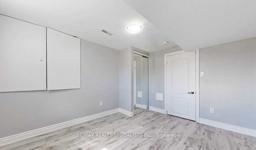Photo 3 of Unit Bsmt, 6 Fidelia Crescent, Brampton, Southgate — HOMEH