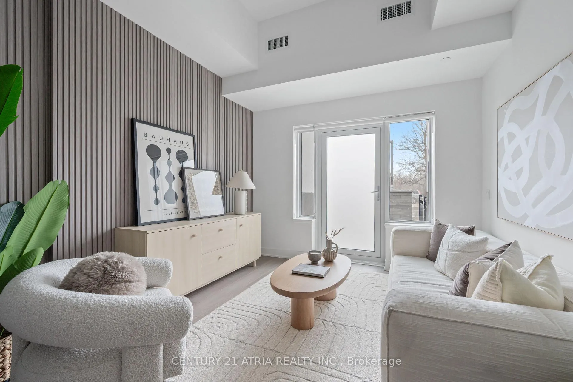 Front of Unit 132, 8 Cedarland Drive