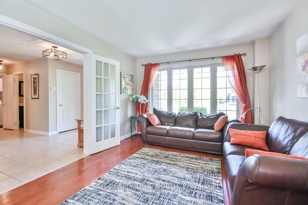 Photo 9 of 5 Newberry Court, Barrie, Painswick South — HOMEH