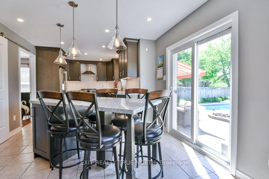 Photo 11 of 5 Newberry Court, Barrie, Painswick South — HOMEH