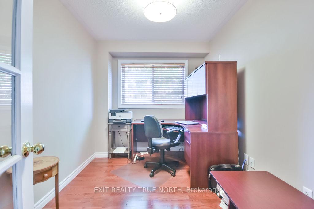 Photo 18 of 5 Newberry Court, Barrie, Painswick South — HOMEH