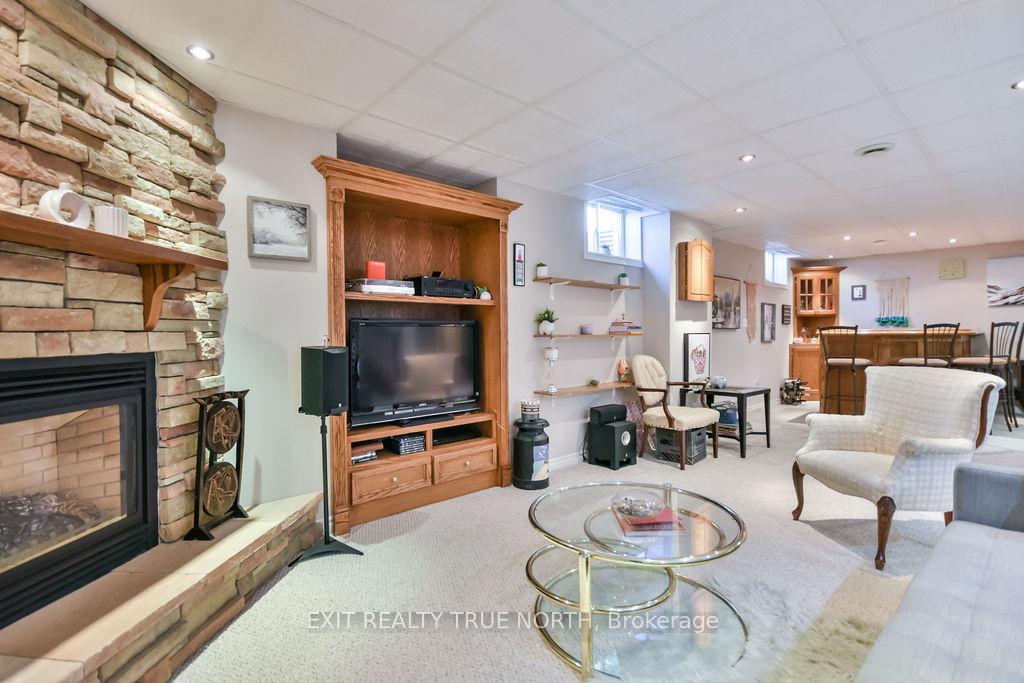 Photo 33 of 5 Newberry Court, Barrie, Painswick South — HOMEH