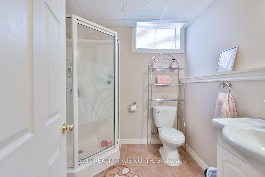 Photo 37 of 5 Newberry Court, Barrie, Painswick South — HOMEH