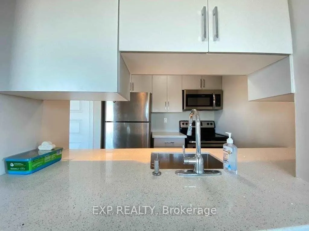 Photo 7 of Unit 1610, 215 Queen Street E, Brampton, Queen Street Corridor — HOMEH