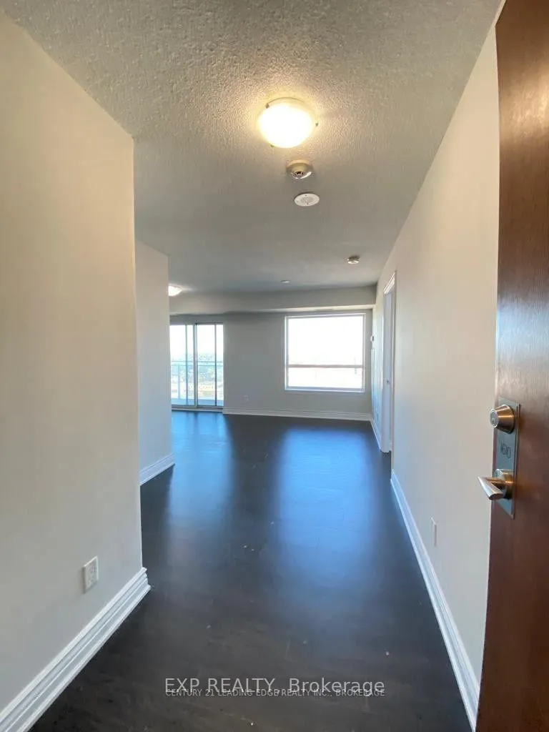 Photo 8 of Unit 1610, 215 Queen Street E, Brampton, Queen Street Corridor — HOMEH