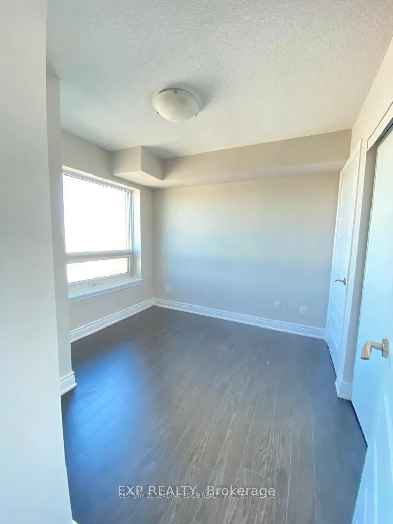 Photo 17 of Unit 1610, 215 Queen Street E, Brampton, Queen Street Corridor — HOMEH